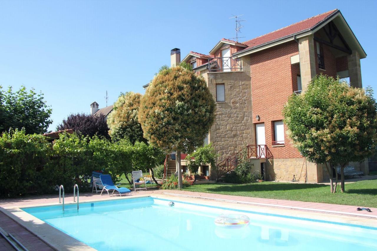 Preciosa Casa Independiente Con Piscina Cubierta Y Gran Jardin Privados Haro Dış mekan fotoğraf