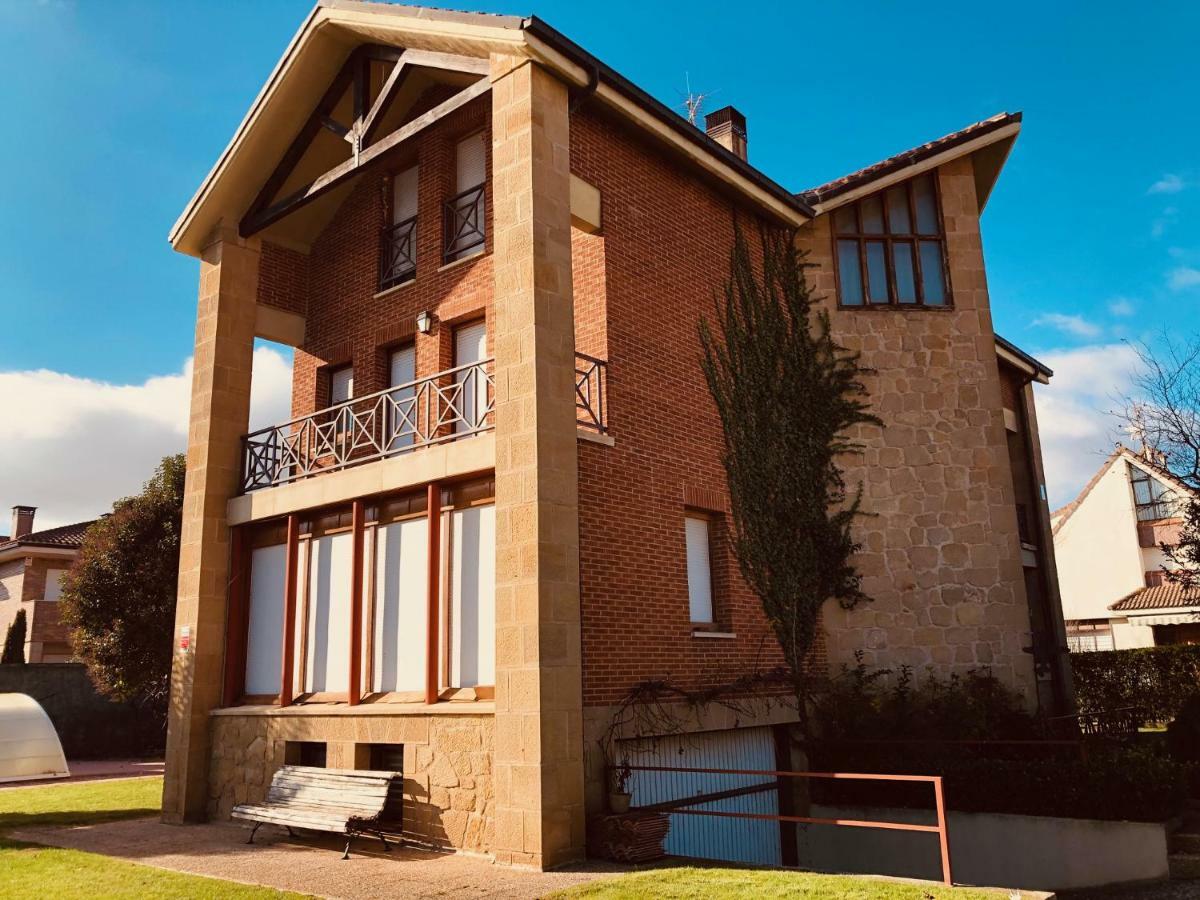 Preciosa Casa Independiente Con Piscina Cubierta Y Gran Jardin Privados Haro Dış mekan fotoğraf
