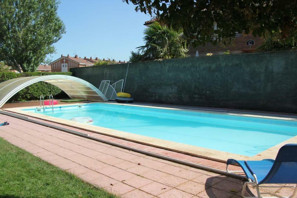 Preciosa Casa Independiente Con Piscina Cubierta Y Gran Jardin Privados Haro Dış mekan fotoğraf